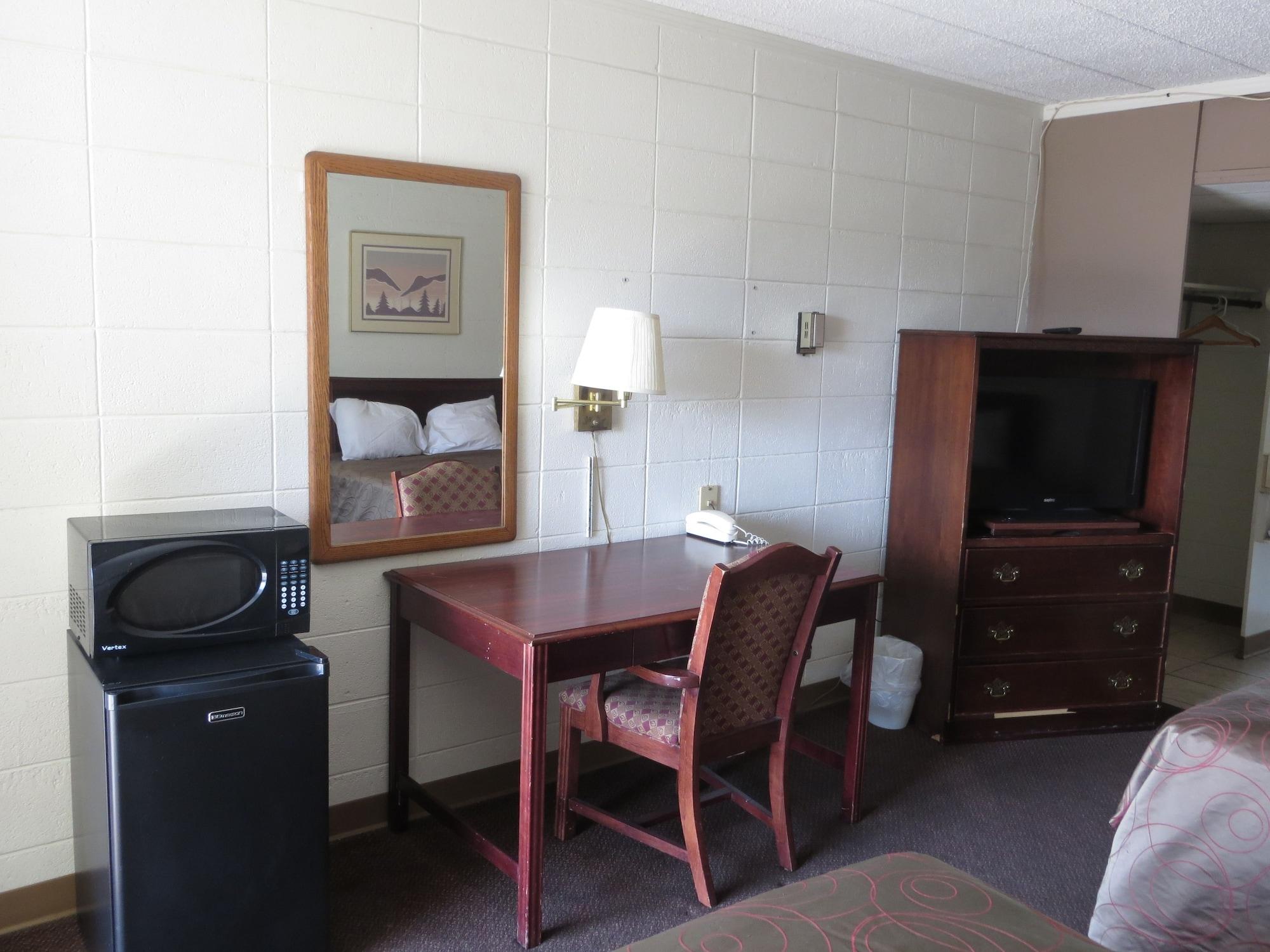 Budget Inn Express Bismarck Exterior photo
