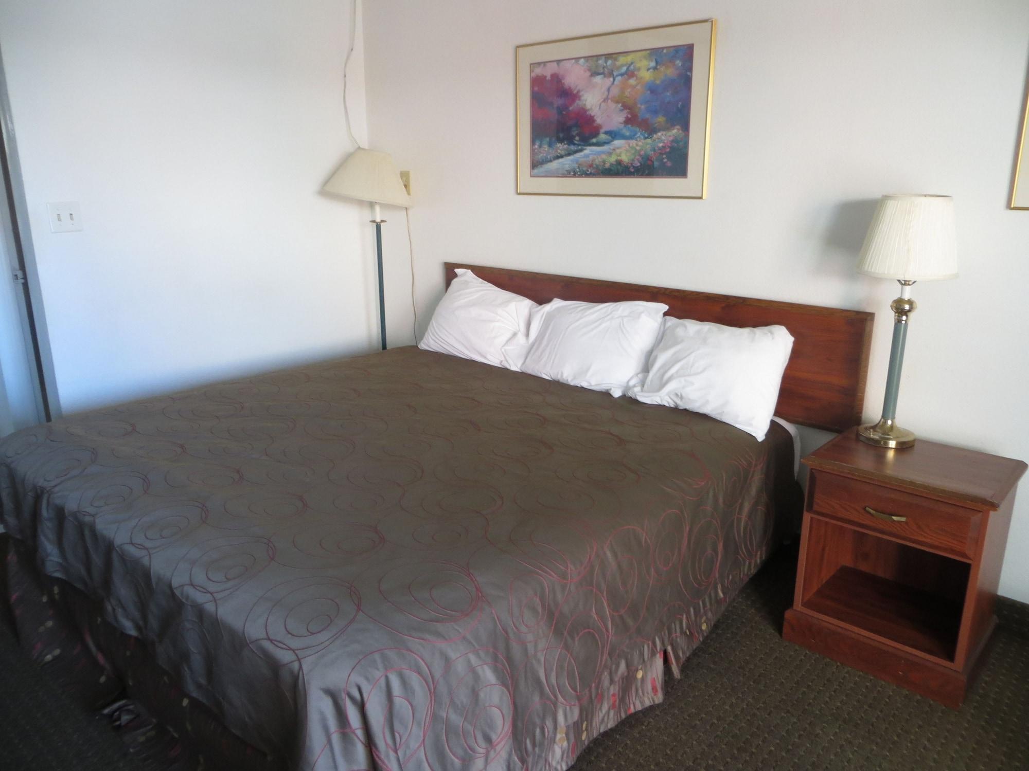 Budget Inn Express Bismarck Exterior photo
