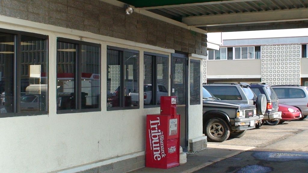 Budget Inn Express Bismarck Exterior photo